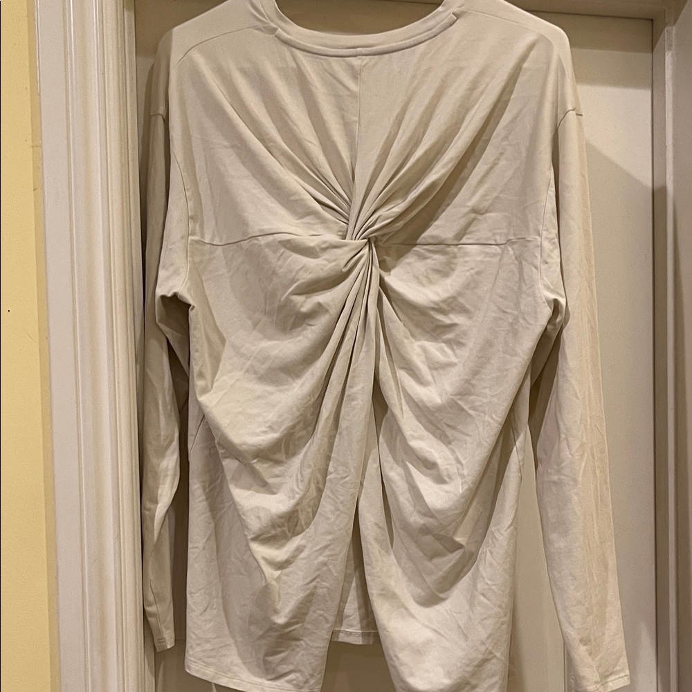 Lululemon Cream Long Sleeve Twist Back Shirt - Picture 3 of 4